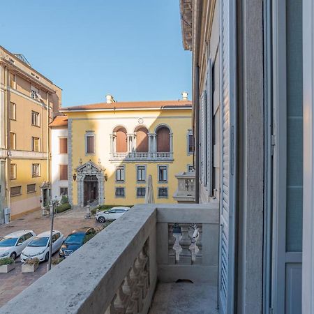 Suite Del Duomo - By Myhomeincomo Kültér fotó