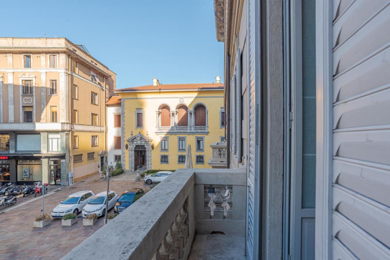Suite Del Duomo - By Myhomeincomo Kültér fotó